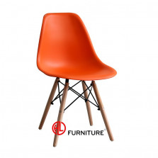 Ghế cà phê nhựa chân gỗ giằng sắt - Ghế eames CF02 Ghế cà phê nhựa chân gỗ giằng sắt - Ghế eames CF02